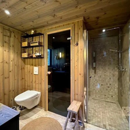Modern With Panoramic View, Sauna And Fire Pit בית נופש