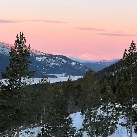 בית נופש Modern With Panoramic View, Sauna And Fire Pit